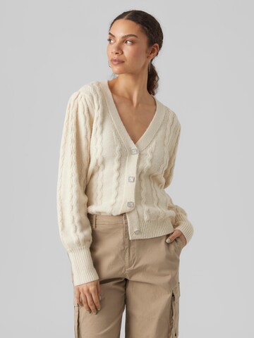 VERO MODA Strickjacke 'EWELKE' in Beige