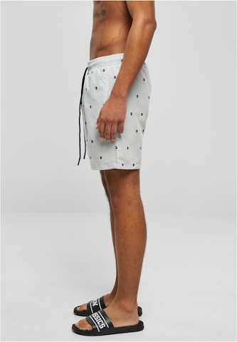 Urban Classics Badshorts i grå