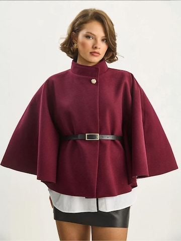 Cappotto invernale di Bianco Lucci in rosso