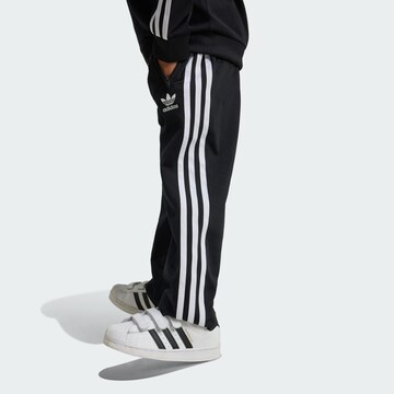 ADIDAS ORIGINALS - Ropa para correr 'Adicolor Firebird' en negro