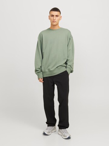 JACK & JONES Sweatshirt 'JJECHARGE' i grøn