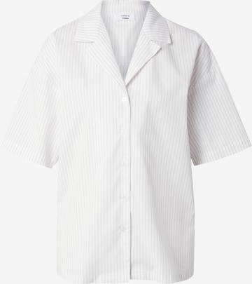 millane Pusero värissä lila: etupuoli