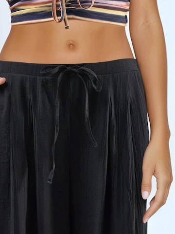 Wide Leg Pantalon à pince Busem en noir