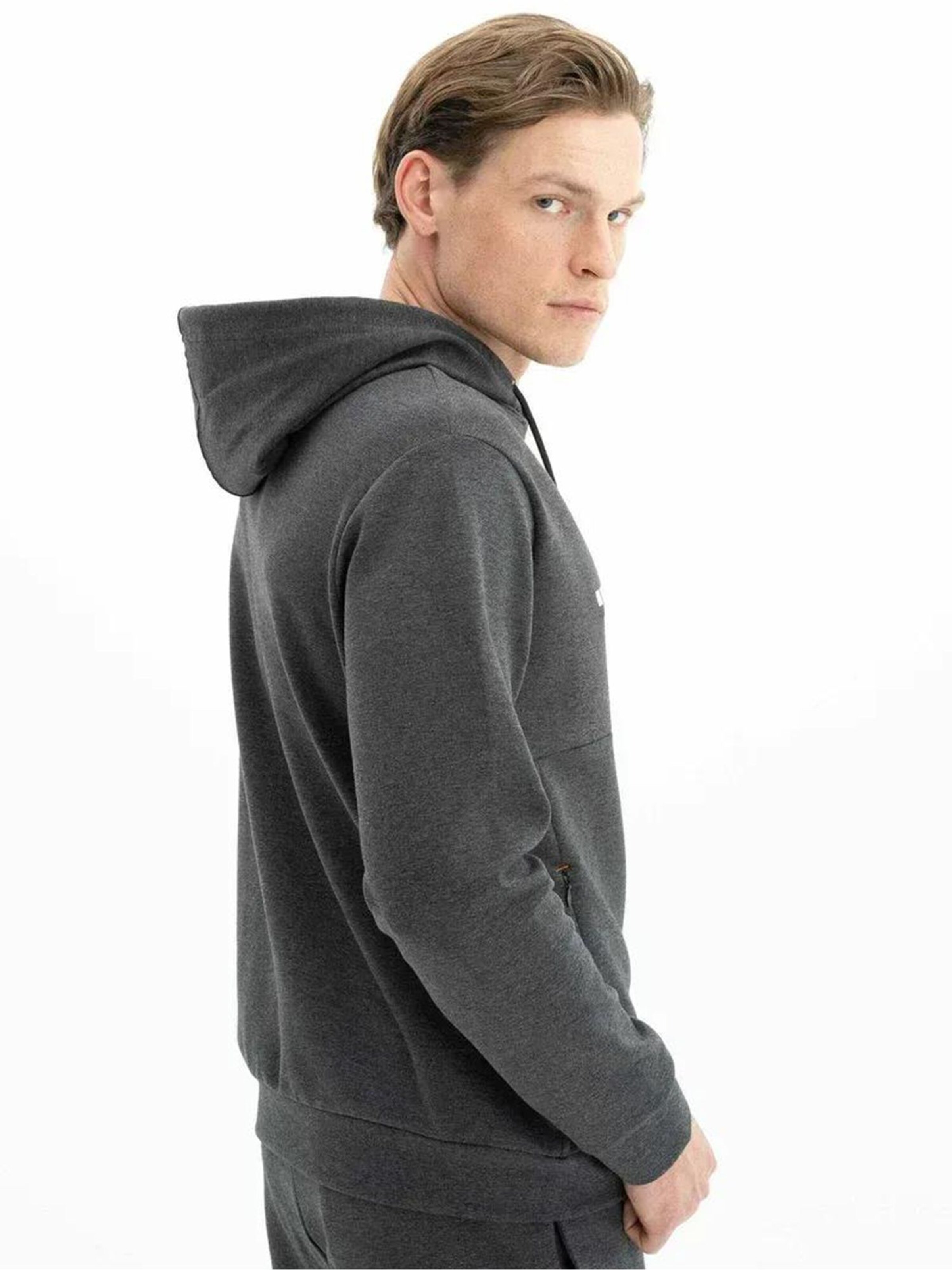 Arma Collegepaita värissä harmaa