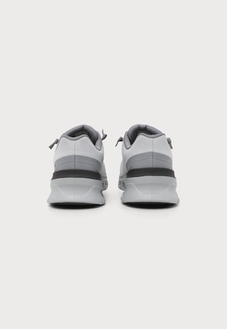 Baskets basses 'GLIDE-STEP PRO-WAVERRA' SKECHERS en gris