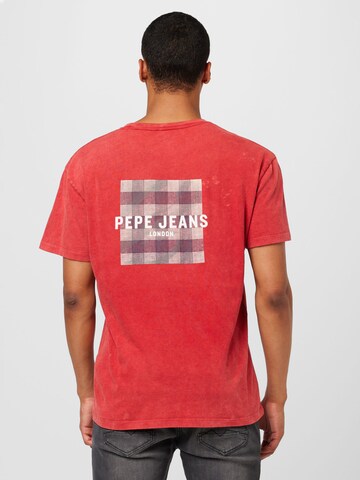 Pepe Jeans - Camiseta 'RAKEE' en rojo