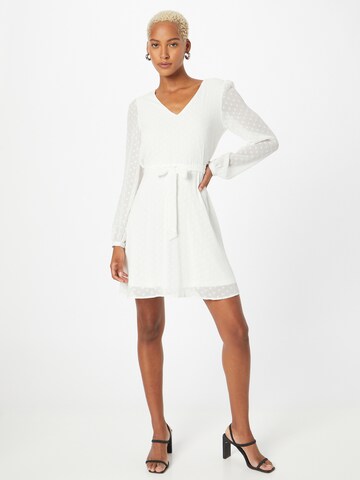 Robe 'Maliana' VILA en blanc