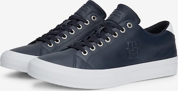 TOMMY HILFIGER Sneakers laag 'Essential' in Blauw