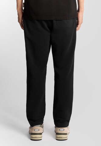 Regular Pantalon Lyle & Scott en noir