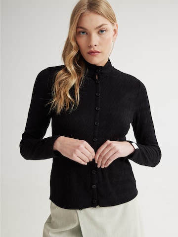 4TAILORS Paita 'Banks' värissä musta: etupuoli