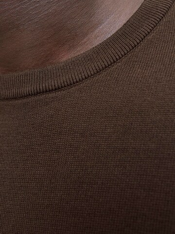 JACK & JONES Pullover i brun
