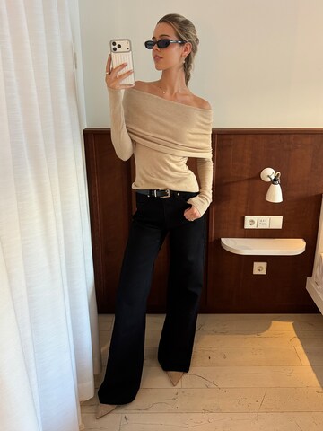 millane Wide leg Trousers in Black