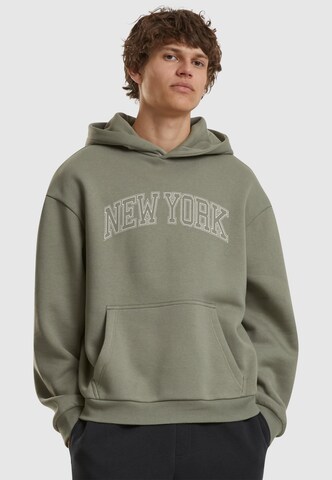 Felpa di Mister Tee in grigio: frontale