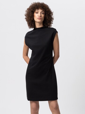 Les Lunes Jurk in Zwart: voorkant