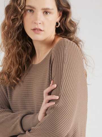 ONLY Carmakoma Pullover 'CARNEW ADALINE' in Braun