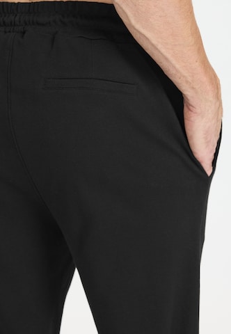 NOU Regular Hose 'Lucan' in Schwarz