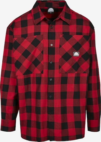 Coupe regular Chemise SOUTHPOLE en rouge : devant