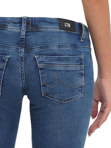 LTB Jeans - Bootcut Vaquero 'LTB Jeans Damen Valerie Jeanshose mit mittelhohem Bund und kurzem Bein' en verde