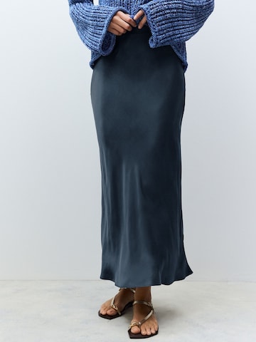 Next - Falda en azul: frente
