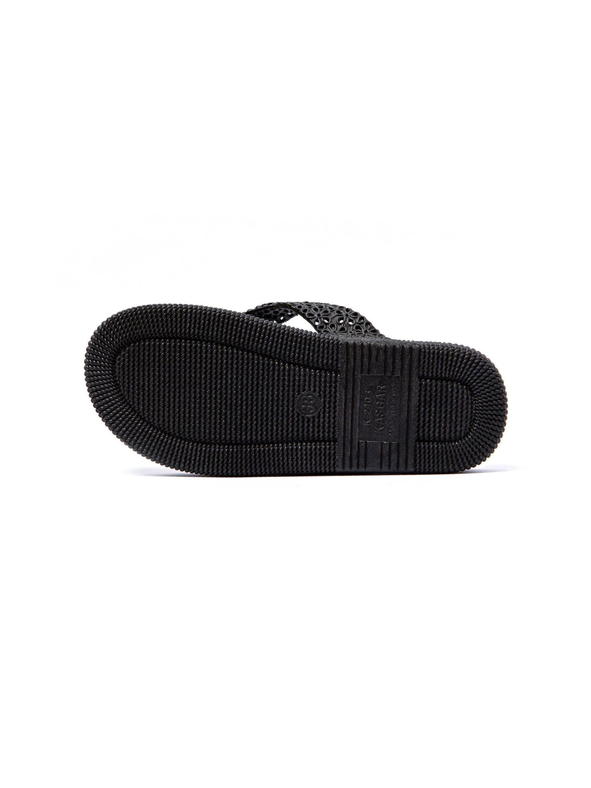 Brasileras T-Bar Sandals 'Flopee' in Black