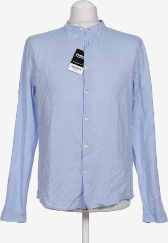 ARMEDANGELS Button Up Shirt in M in Blue: front