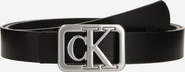 Ceinture Calvin Klein Jeans en noir : devant