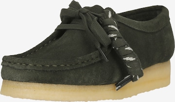 CLARKS Schnürschuhe 'Wallabee' in Grün: Vorderseite