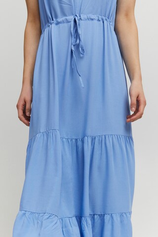 Robe b.young en bleu