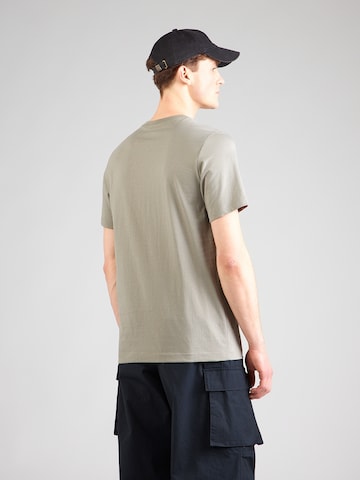 Nike Sportswear Särk 'CAFE SWOOSH MUG', värv roheline