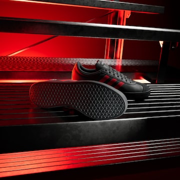 ADIDAS PERFORMANCE Sportschoen 'Audi F1 Team VL Court' in Zwart
