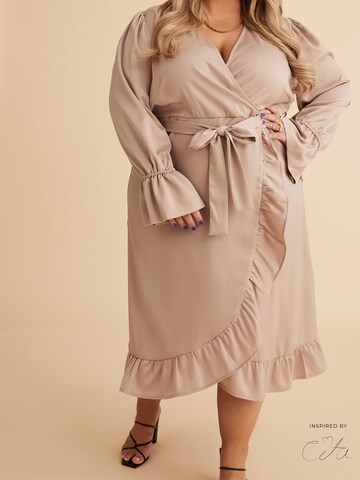 Guido Maria Kretschmer Curvy - Vestido 'Hava' en beige: frente