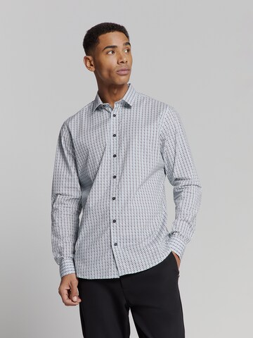 No Excess Comfort Fit Hemd in Weiß: Vorderseite