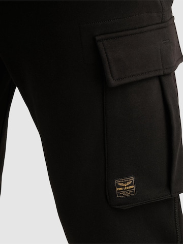 Loosefit Pantaloni sportivi 'Airstreamer cargo sweatpants' di PME Legend in nero