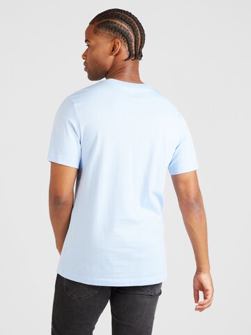 Jordan Bluser & t-shirts 'FLT ESS' i blå