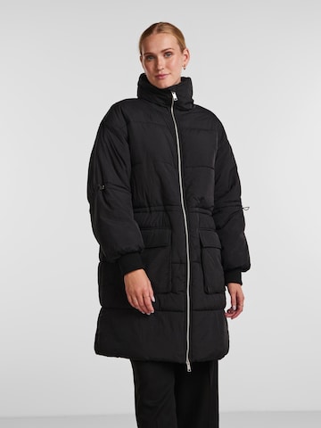 Manteau d’hiver Y.A.S en noir : devant