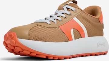 Baskets basses 'Pelotas Athens' CAMPER en marron : devant