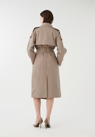 Dea Kudibal Between-seasons coat 'Threza' in Beige