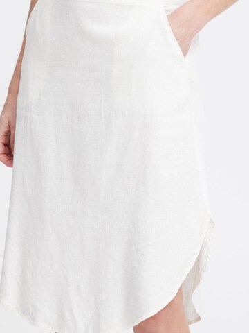 Jupe ' BYFALAKKA ' b.young en blanc