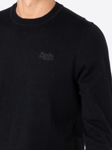 Superdry Regular Fit Pullover in Schwarz