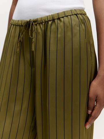 EDITED Loose fit Pants 'Bjelle' in Green