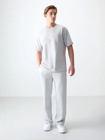 Tommy Life Shirt in Grey