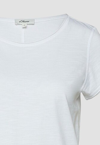 Tricou de la s.Oliver pe alb