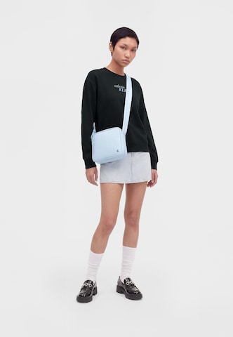 Calvin Klein Jeans Суичър в черно: отпред