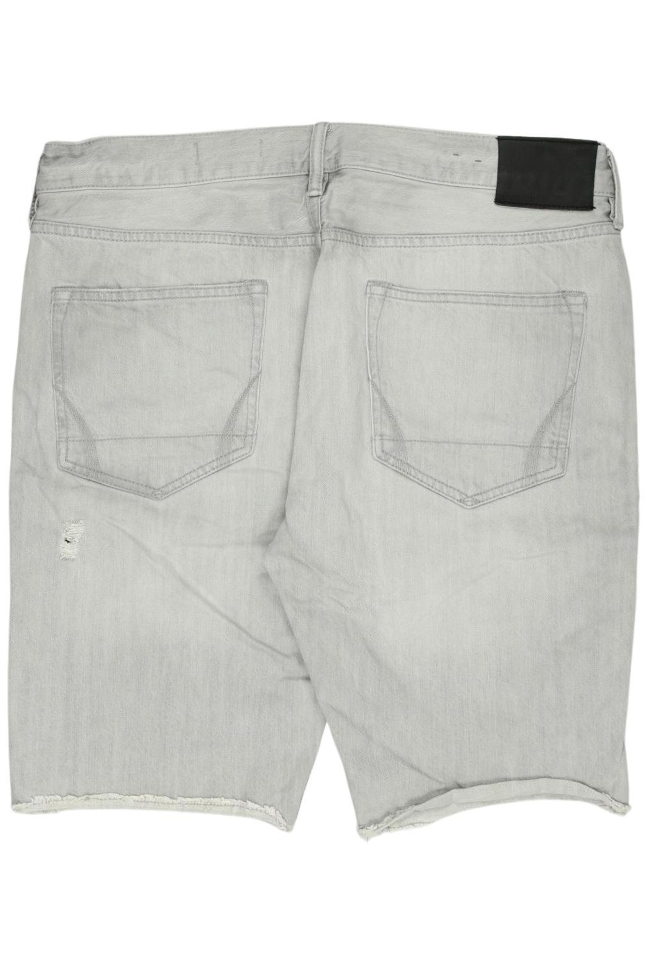 AllSaints Shorts 34 in Grau