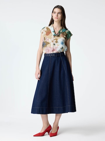 adl Rok in Blauw