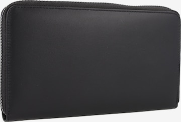 bugatti Wallet 'Daphne' in Black