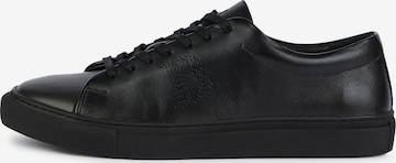 Sneaker bassa di Boggi Milano in nero: frontale