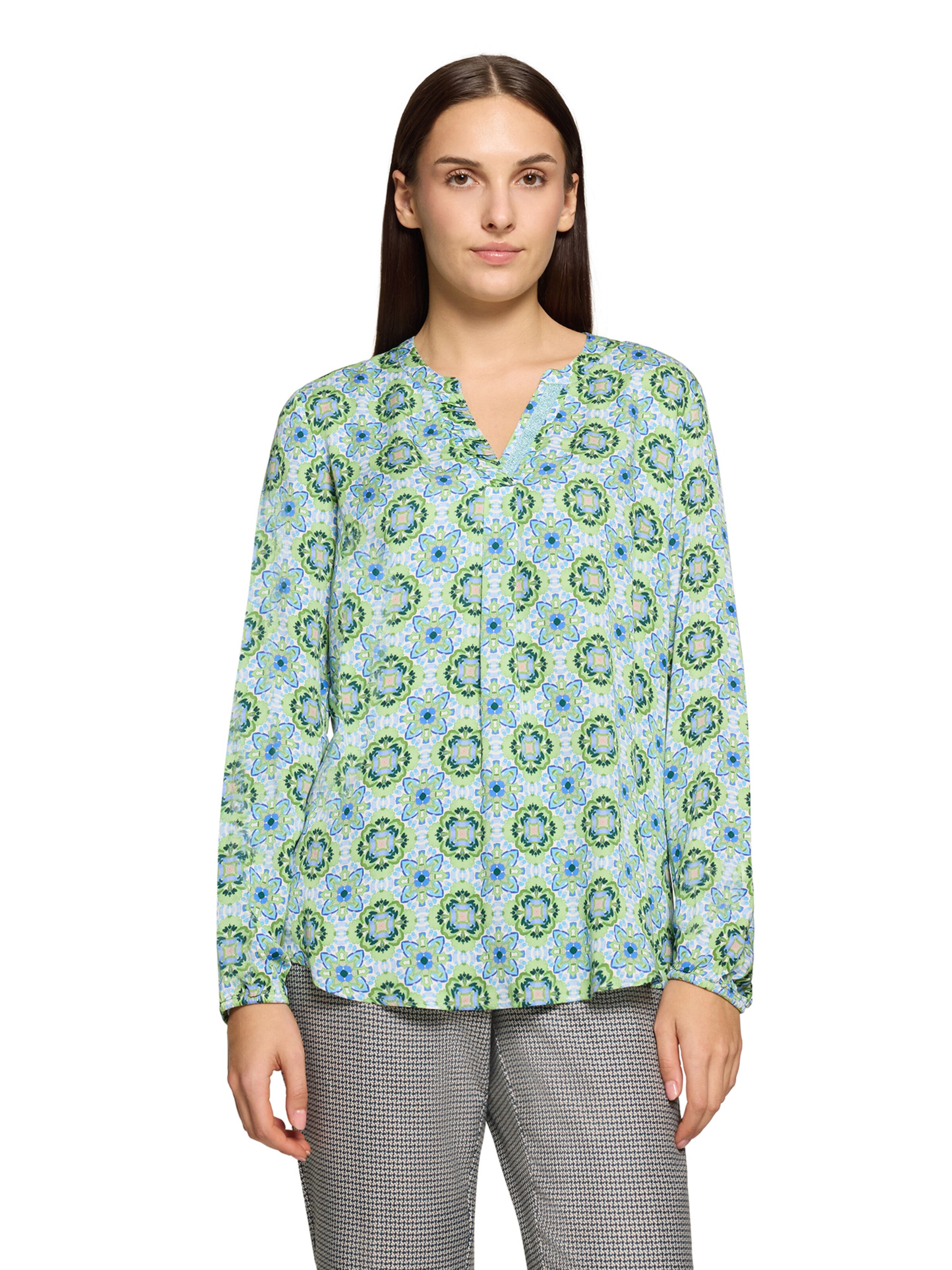 Cartoon Blouse in Green: front