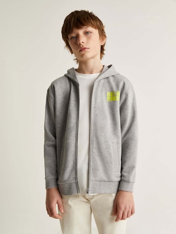 Scalpers Zip-Up Hoodie in Grey