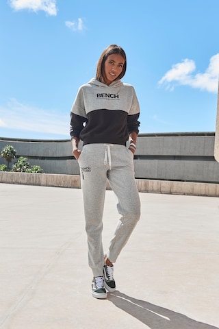 BENCH Sweatshirt in Grey